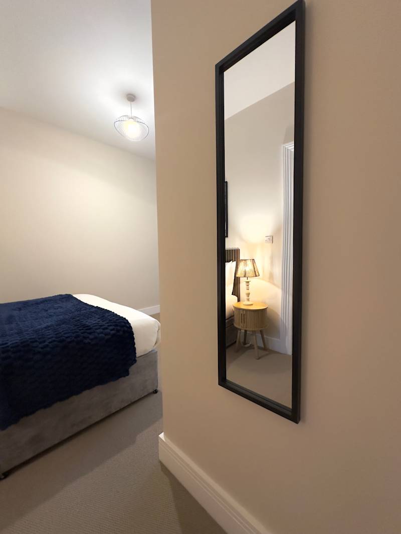 Modern Coastal Getaway with Double Bed - Photo 17