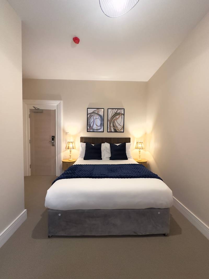 Modern Coastal Getaway with Double Bed - Photo 11
