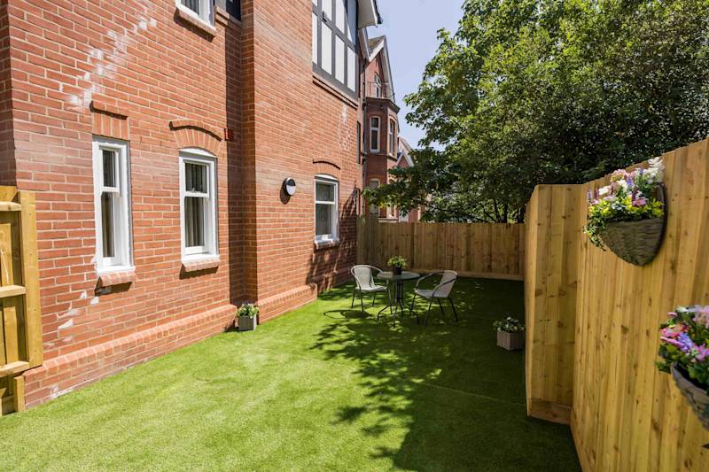 Peaceful Coastal Escape with Garden - Photo 13