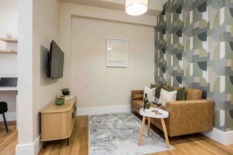 Brand New Luxurious Haven With Garden - Photo 15
