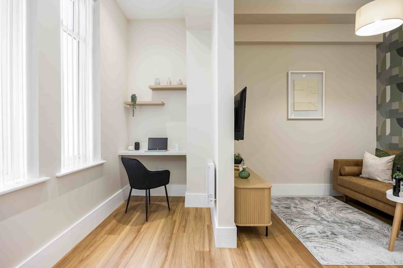 Brand New Luxurious Haven With Garden - Photo 18