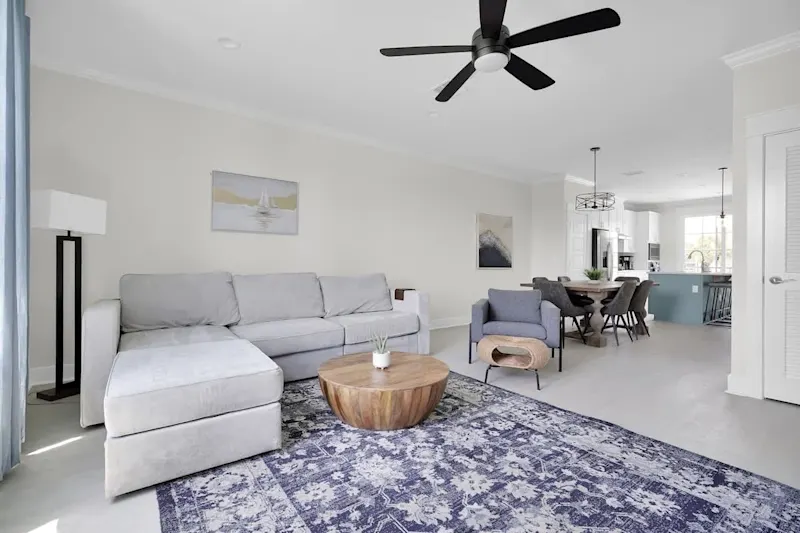 Luxury Beach Townhome - Team Joseph Ellen — photo 3
