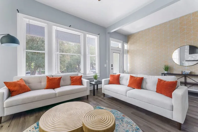 Pearl of Springfield-Wi-Fi, AC, PATIO vacation rental in Jacksonville, Florida