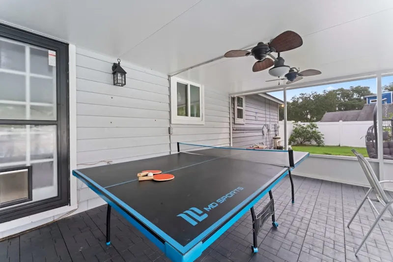 Putt Putt Pool Home Mini Golf/Grill/Ping Pong — photo 6