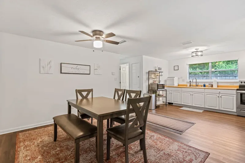 Lakefront Retreat- Lake/Private — photo 4