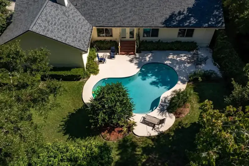 Casa De Mandarin Pool, Wi-Fi, Sleeps 12 vacation rental in Jacksonville, Florida