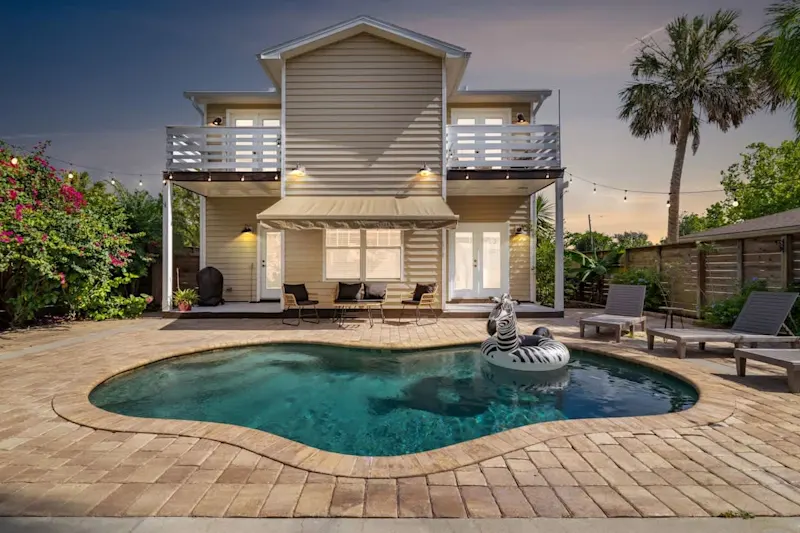 Sunshine Dip | Sleeps 8, Relaxing, Pool, Wi-Fi vacation rental in St. Augustine, Florida
