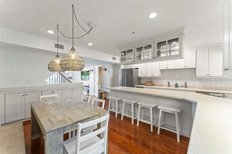 Ocean Front Oasis | Team Joseph Ellen — photo 4