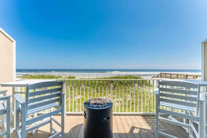 Ocean Front Oasis | Team Joseph Ellen — photo 2