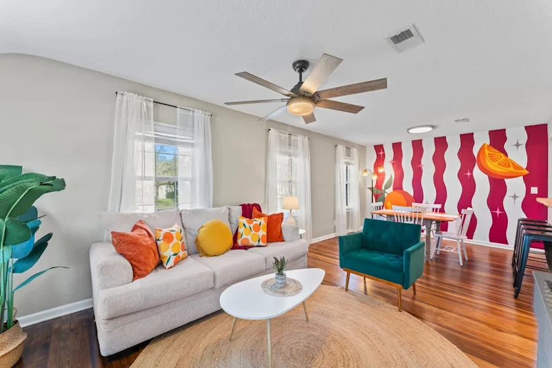 Groovy Grove - Team Joseph Ellen vacation rental in Jacksonville, Florida