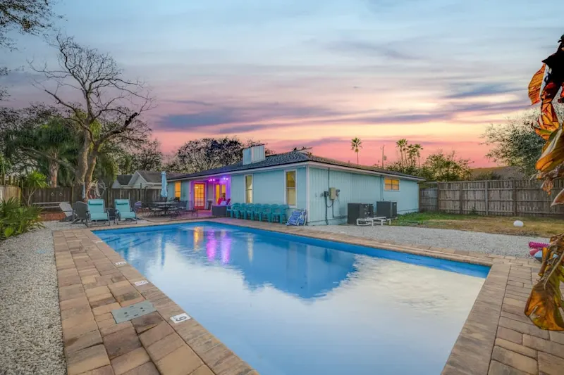 Saltwater Retreat | Pool | Golf Cart Included — photo 2