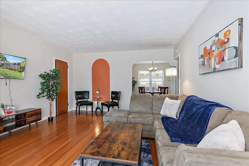 Cozy Apt in Riverside- Wi-Fi, Riverfront, TV vacation rental in Jacksonville, Florida