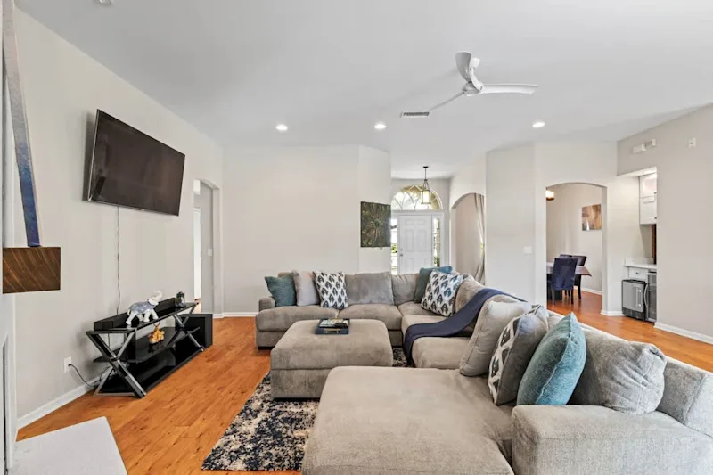 Peacock Shores - Team Joseph Ellen — photo 4