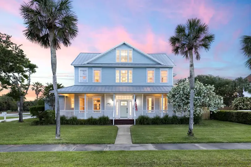 Beach Bliss on the Boulevard - Team Joseph Ellen — photo 2
