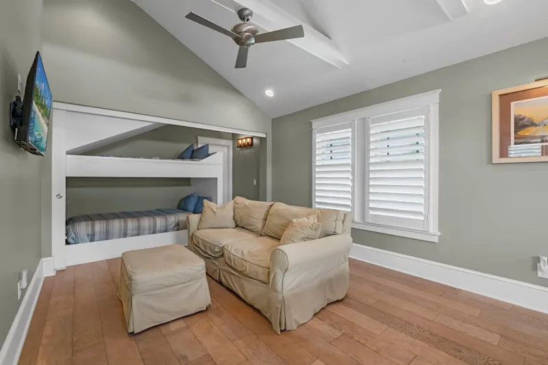 Riberia Columbus Cottage - Team Joseph Ellen — photo 4