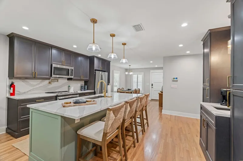 Sunny Surf House - Team Joseph Ellen — photo 5