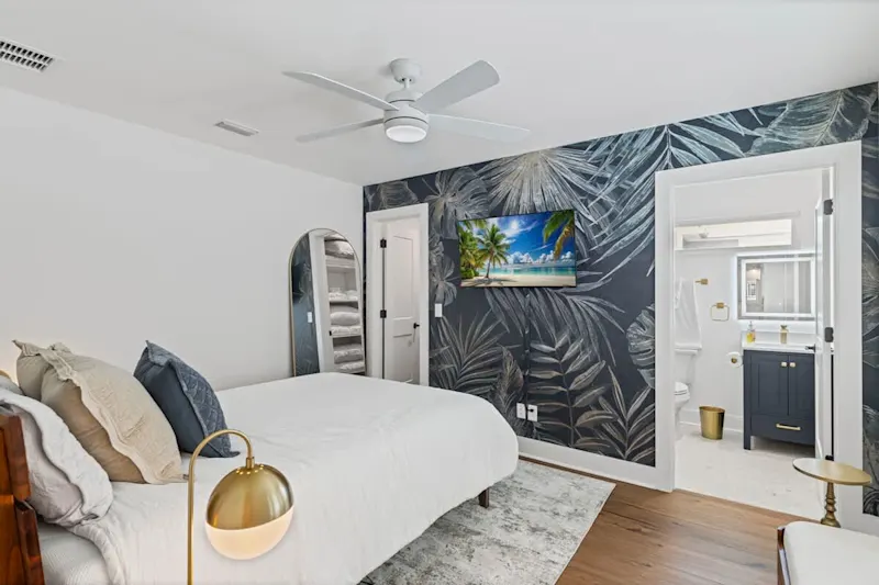 Cozy Wave Nook - Team Joseph Ellen — photo 3
