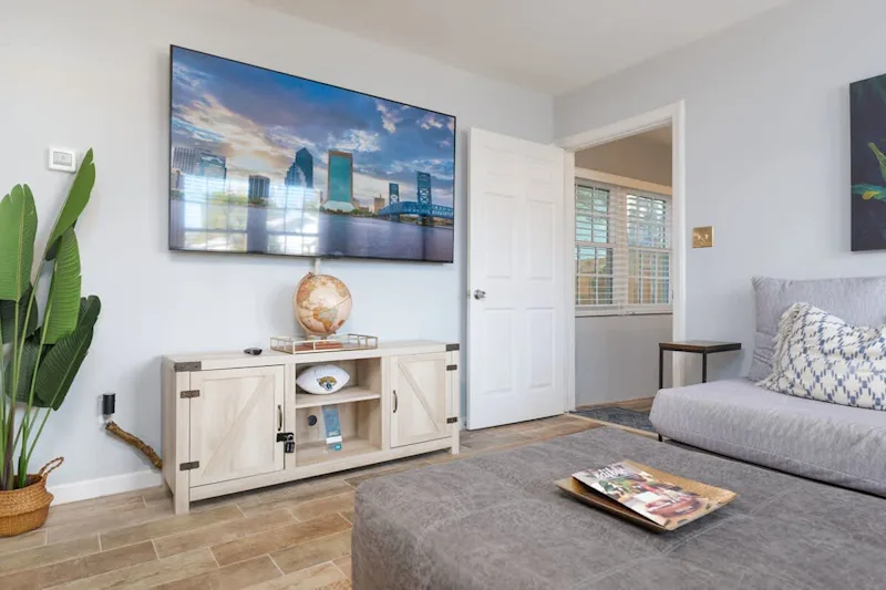 Blue Palm Front Home - Team Joseph Ellen — photo 5