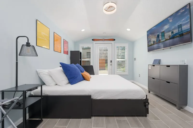 Blue Palm Cottage - Team Joseph Ellen — photo 6