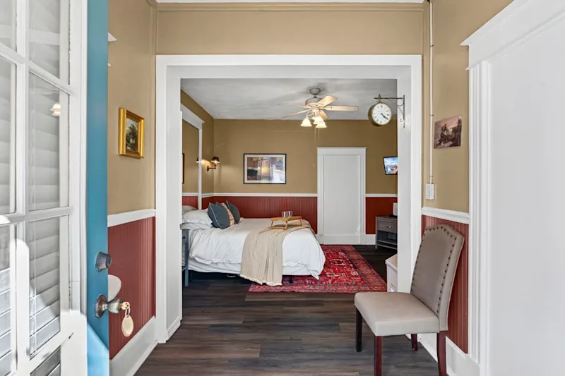 Pullman Room | Team Joseph Ellen — photo 6