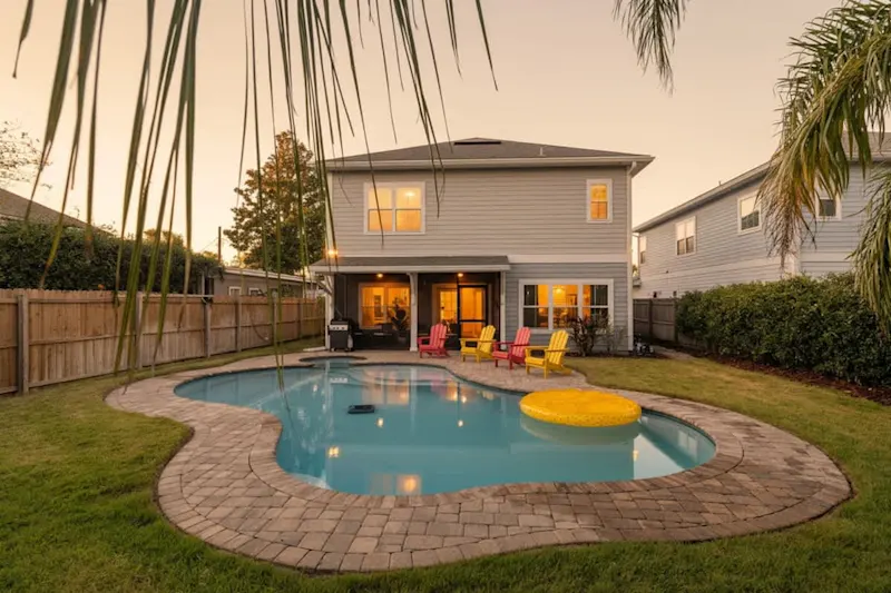 Resort de Tropical - Team Joseph Ellen vacation rental in Jacksonville Beach, Florida