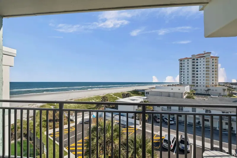 Sun & Surf Poolside Condo — photo 2