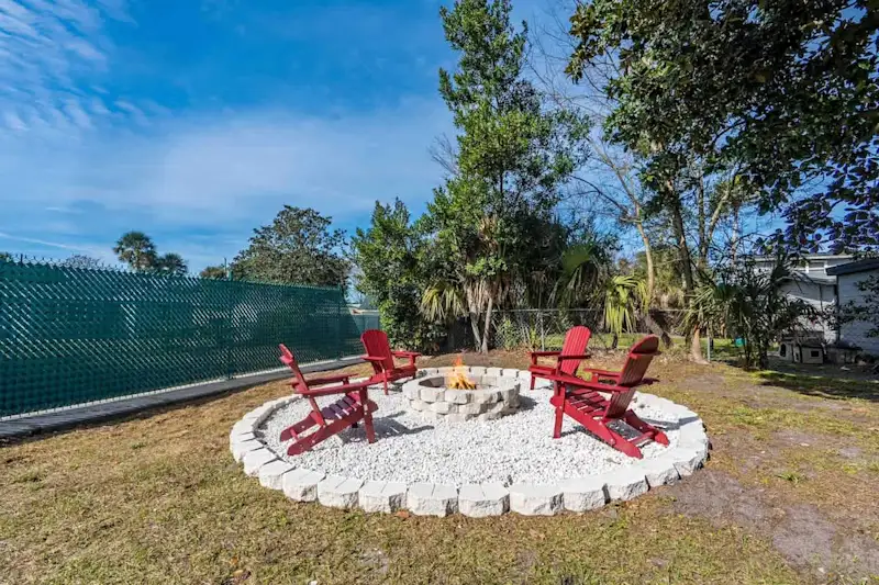 The Palmstone | Near the Beach | Fire Pit — photo 4