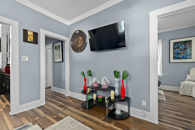 Casa Bella - Chic Apt- Steps to Historic District! — photo 3
