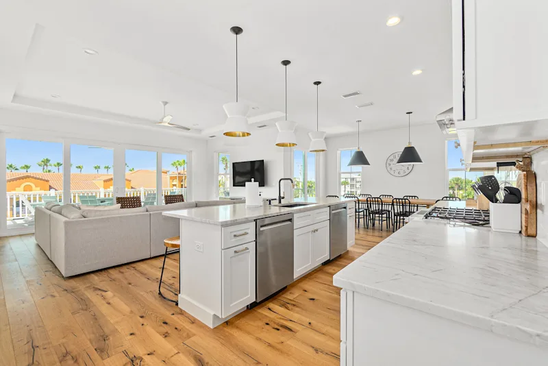 Endless Summer Oasis | Lux Home | Heated Pool — photo 3
