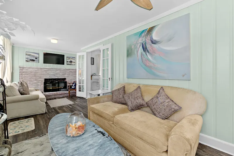 Casa Maria 1- Beachy Apt Mins Walk to Downtown — photo 4