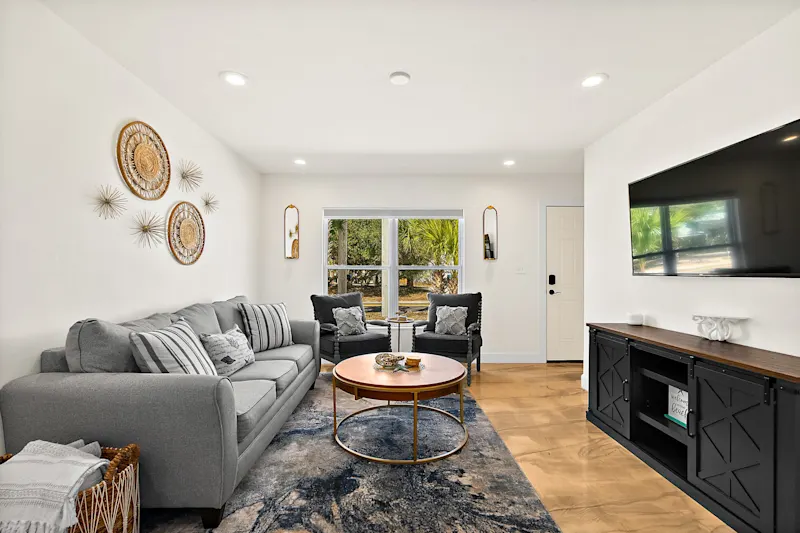 Sand Dollar Suite | Heated Pool | Steps to Beach — photo 2