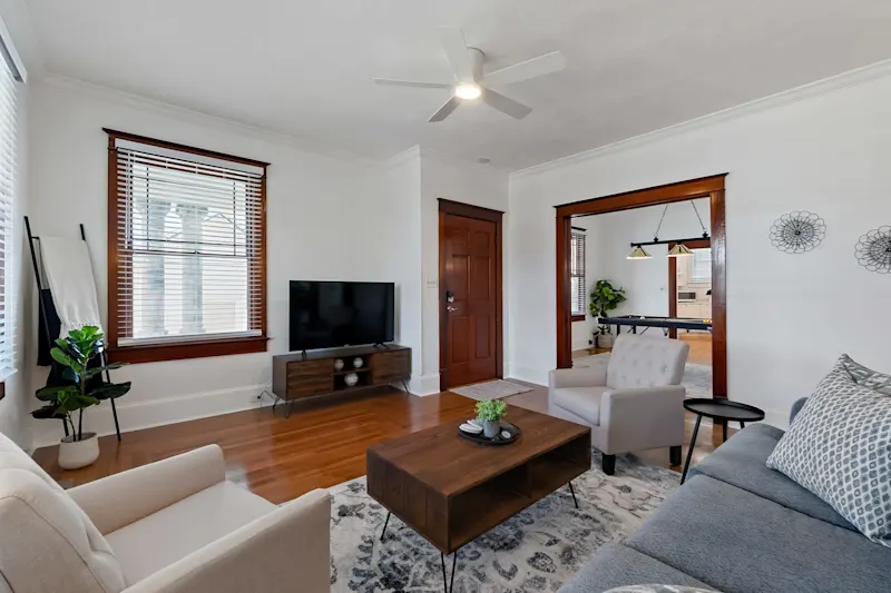 Mission Manor - Chic Apt- 15 Min Walk to Downtown! — photo 6