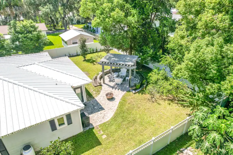 Spacious, modern, perfect location on Magnolia Ave — photo 4