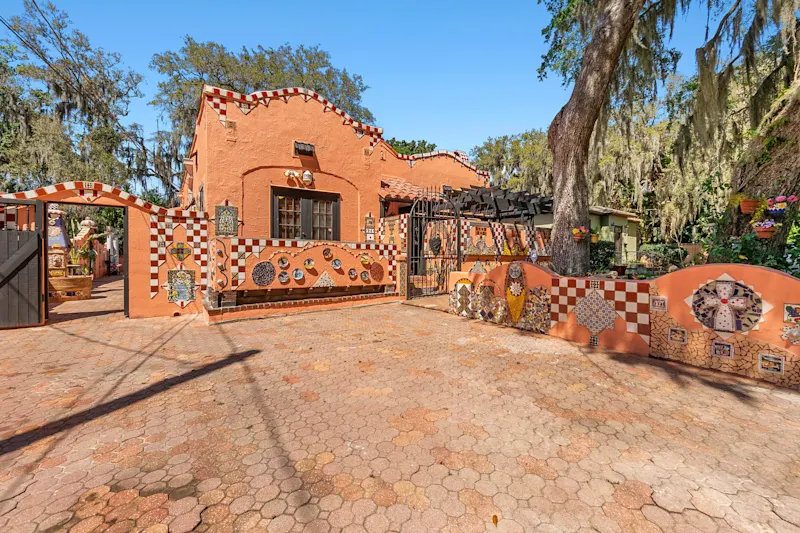 The Gaudi House- Pool/Minutes to DNTN and Beach — photo 2