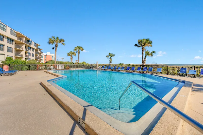 Catch the Breeze | Direct Oceanfront | Heated Pool — photo 4