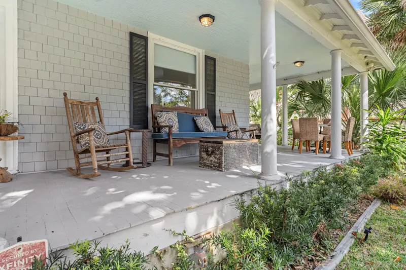 Historic Comfort | Walk to DNTN | Fire Pit — photo 5