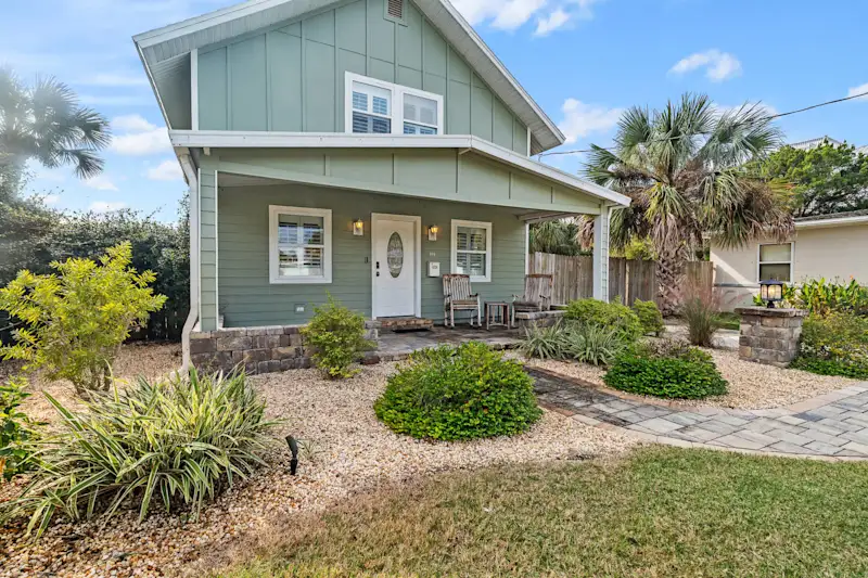 Florida Breeze | Hot Tub | Walkable — photo 2