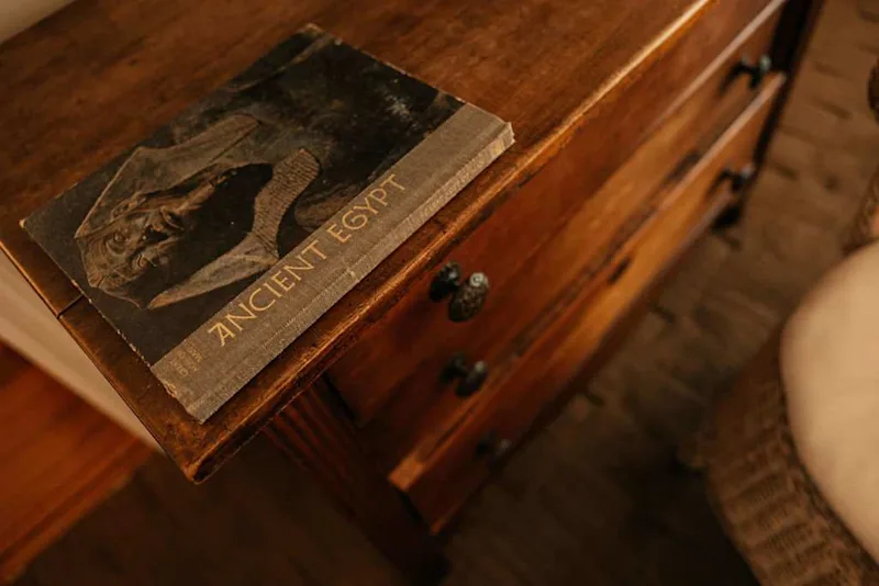 Howard Carter Room | Team Joseph Ellen — photo 6