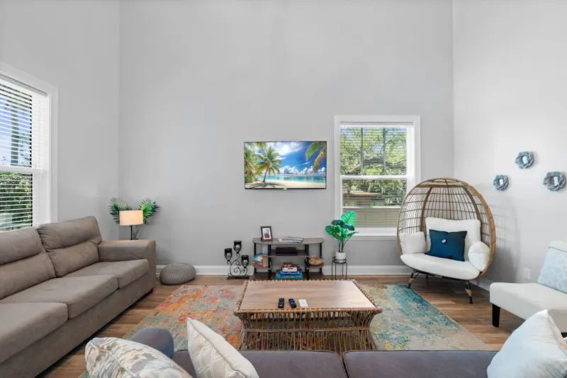 Villa Mojito - Gated Lakefront Home + APTs — photo 5