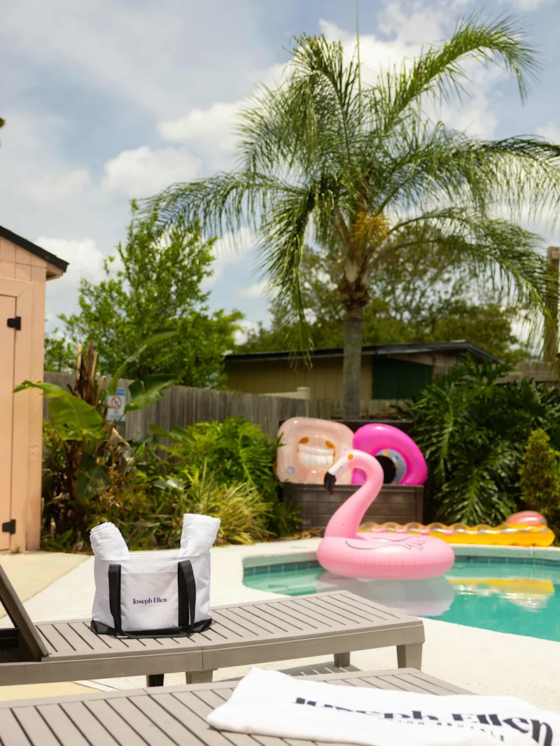 Pink Flamingo House -Pool, Gazebo, Luxury — photo 2