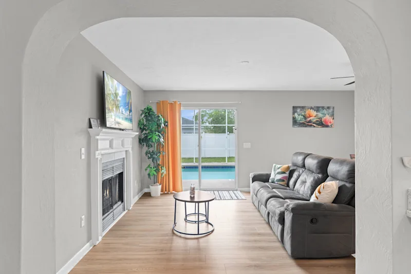 Palm Coast Getaway - Pool, Grill, 3Br — photo 2
