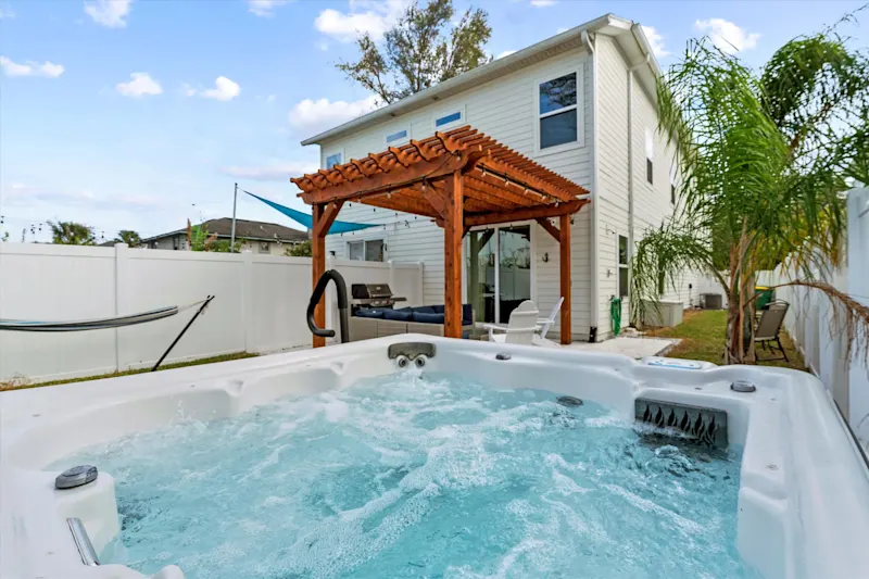 The Salty Seahorse| Hot Tub & Backyard Oasis vacation rental in Jacksonville Beach, Florida