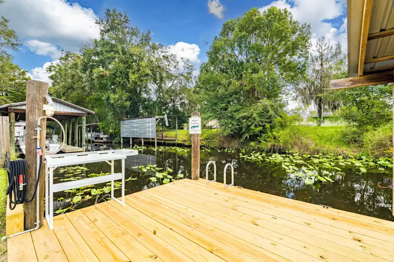 Fisherman's Reel Retreat: Unit 2 (Main home only) vacation rental in Satsuma, Florida