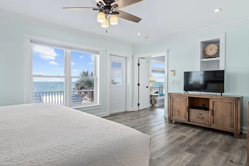 Seascape l Oceanfront l Hot Tub l Game Room — photo 5