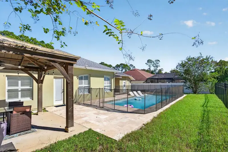 The Palm House | Sunshine, Palms + Relaxation vacation rental in Palm Coast, Florida