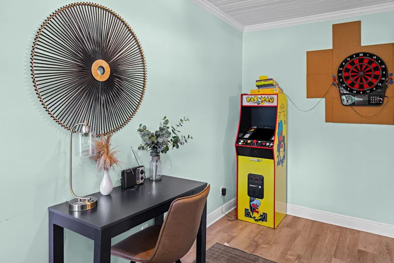 The Jacksonville Hideaway | Arcade & Patio — photo 3