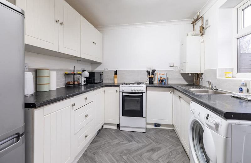 House in Hitchin: 2-Bed Home in Hitchin
