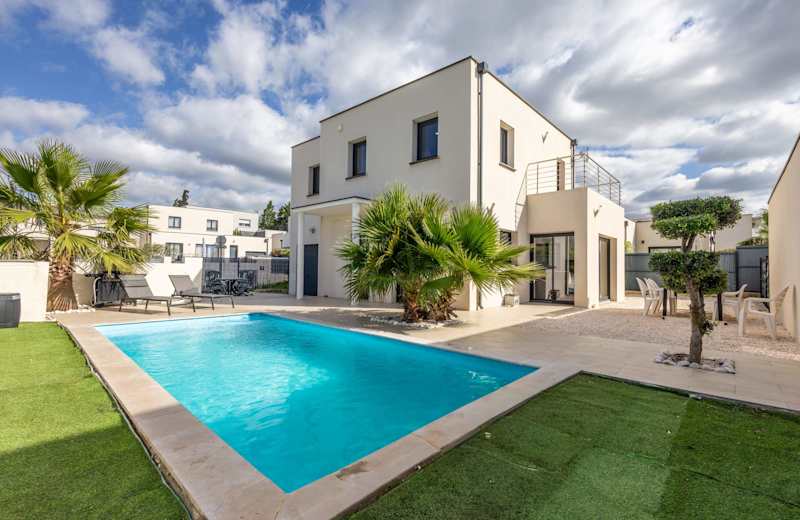 Villa climatisée pour 8 personnes avec piscine privée – Sérignan