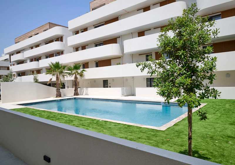 T2 avec Terrasse & Piscine à 300m de la Plage – Sérignan