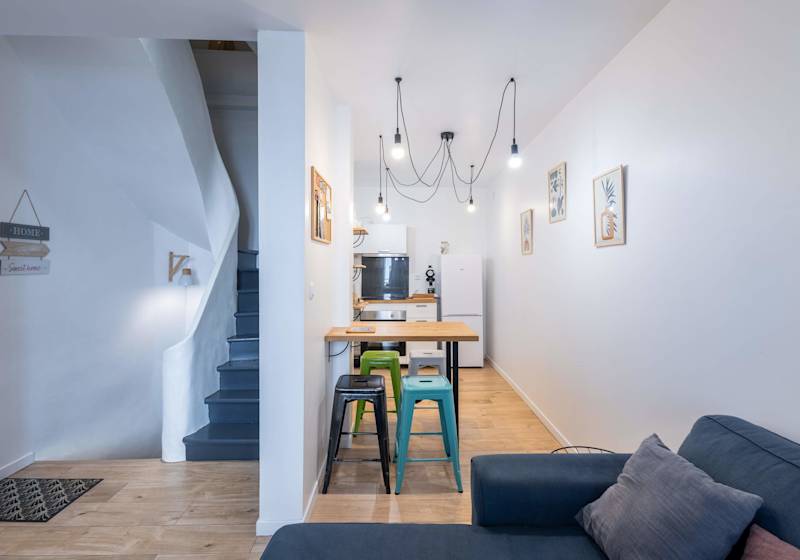 Joli duplex très récent, au coeur de la ville ! – Sérignan